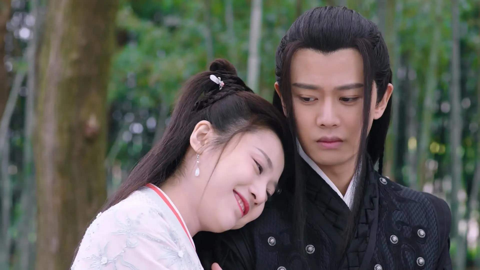 篮球双雄会,马刺加时险胜深圳,英格拉姆争冠接管比赛