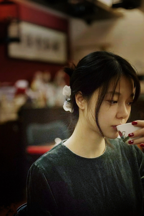 英雄降临！米切尔生死时刻连砍8分锁定胜局，骑士险胜新疆诠释关键时刻真谛