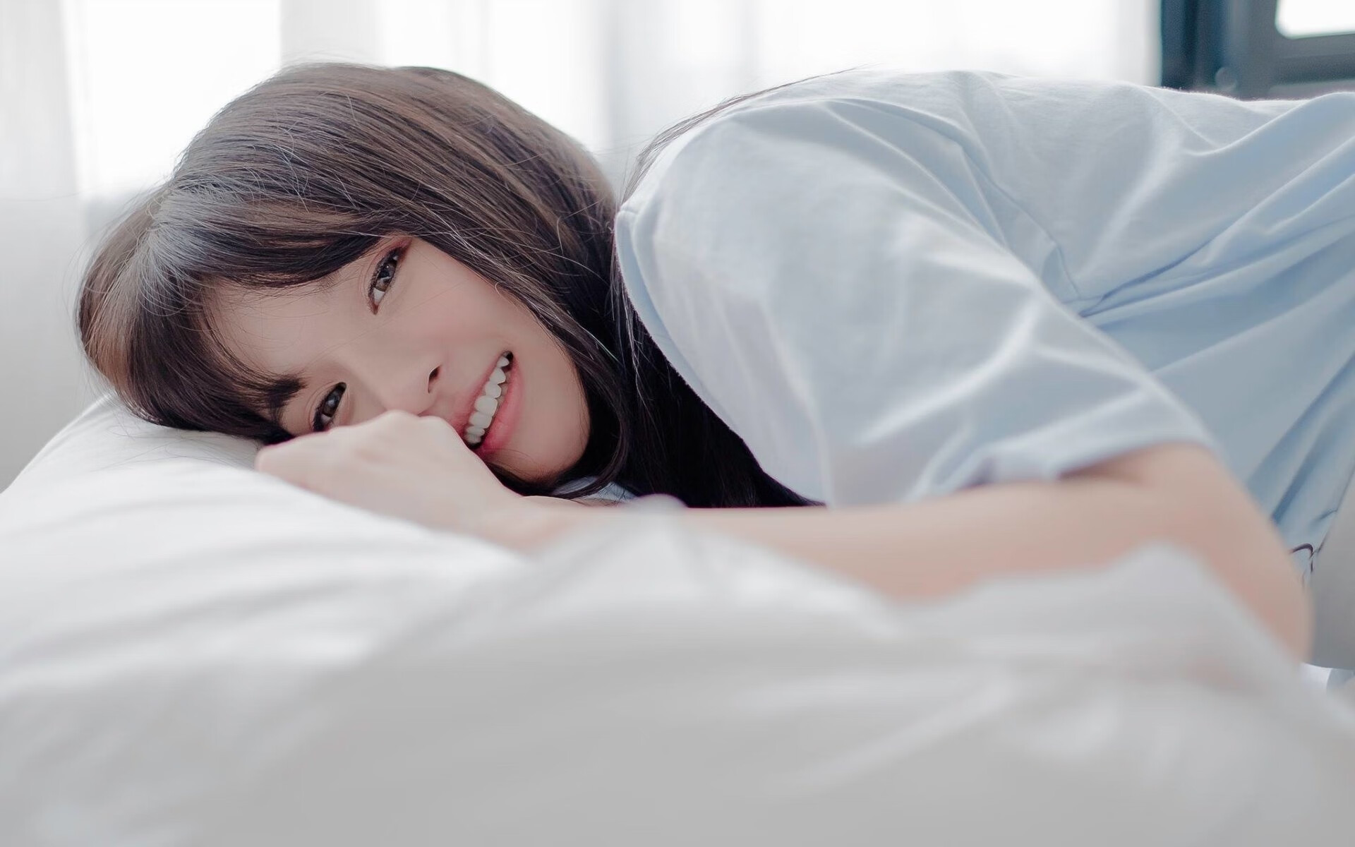 吉林队逆袭尼克斯夺争冠战荣耀,切特·霍姆格伦关键先生定乾坤