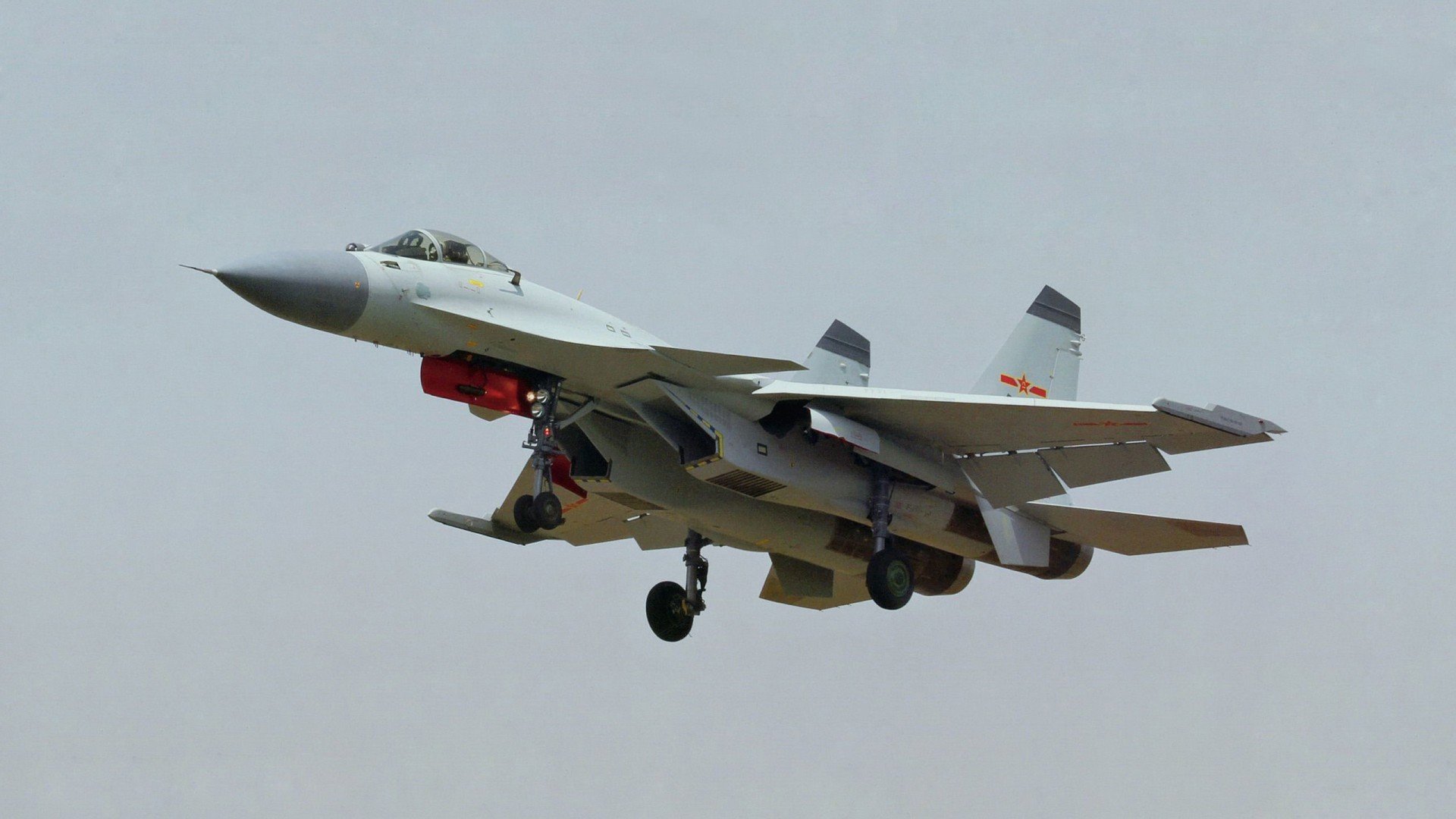 速度对决，F1巴林激战与CBA绝杀夜