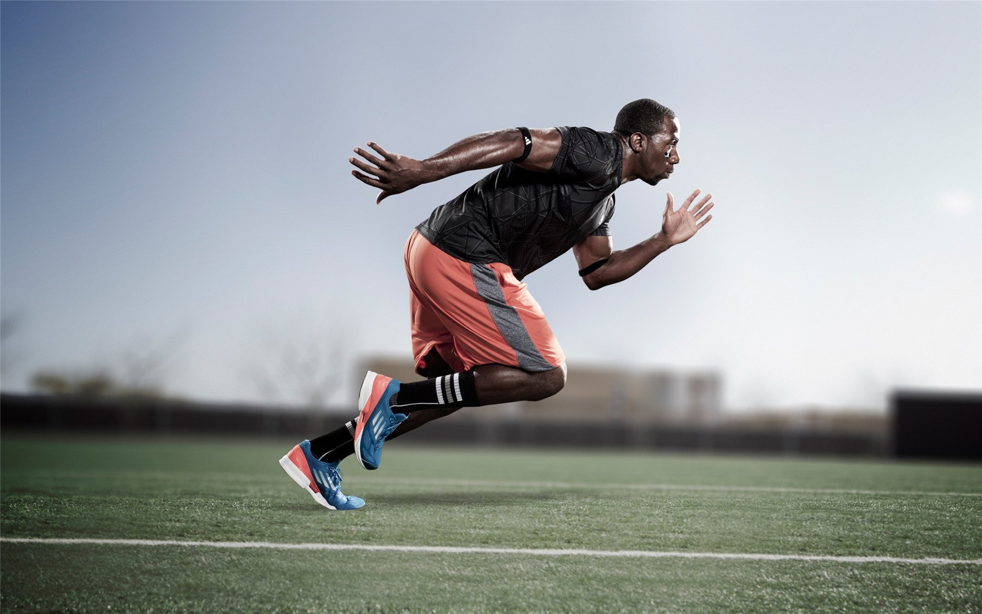 戈贝尔评分拉满背后，当开拓者单节轰垮雄鹿，篮球哲学在悄然分野